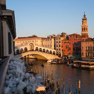 Riva Del Vin Boutique Venezia